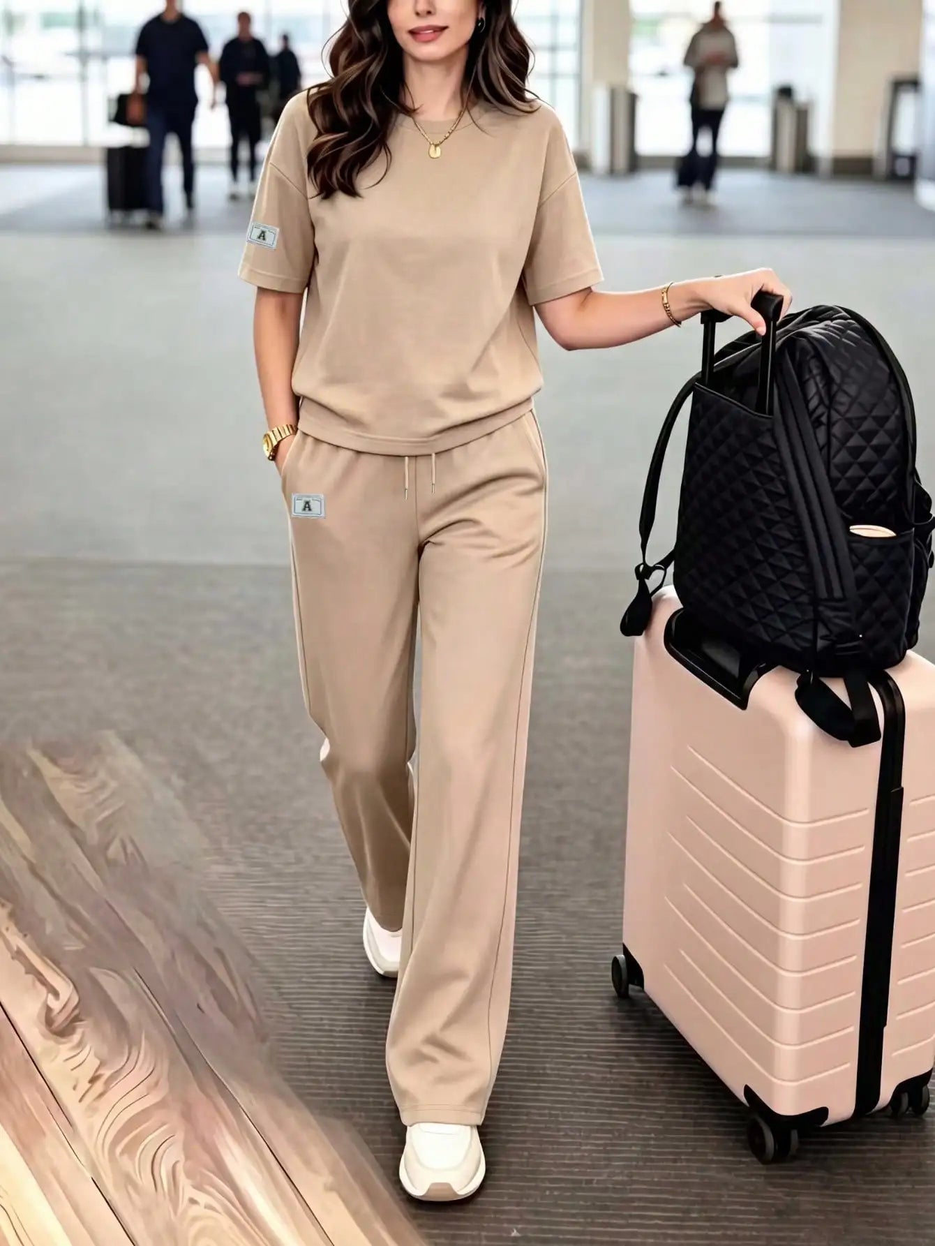 Women's casual two-piece set: crew neck T-shirt paired with long stretchy pants, comfortable loungewear set with pockets
