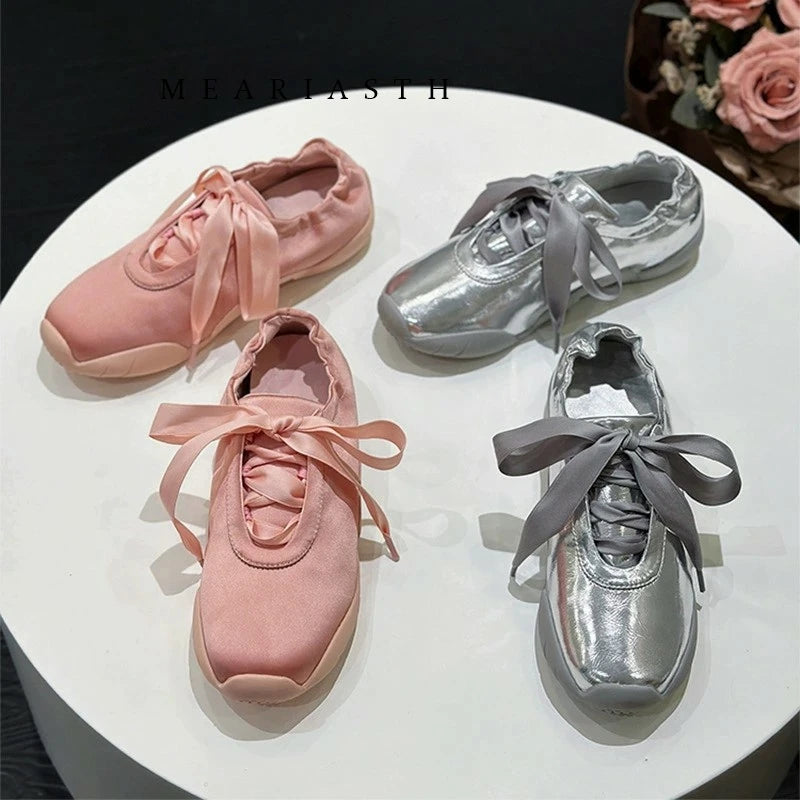 Round Toe Soft Sole Lace Up Casual Ballet Flats For Women
