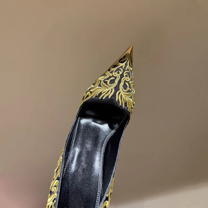 Design Women High Heel Metal Toe Embroidered High Heel Shoes Sexy Lady High Heel Gold Pointed Metal Toe Slingback Stilettos