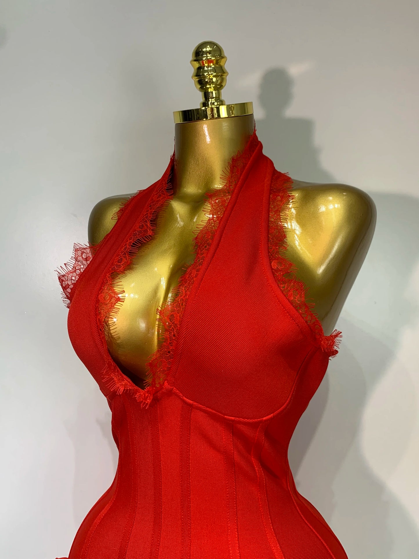 Elegant Women Sleeveless Sexy Halter Applique Bodycon Mini Bandage Dress Celebrity Fashion Nightclub Party Luxury Birthday Dress