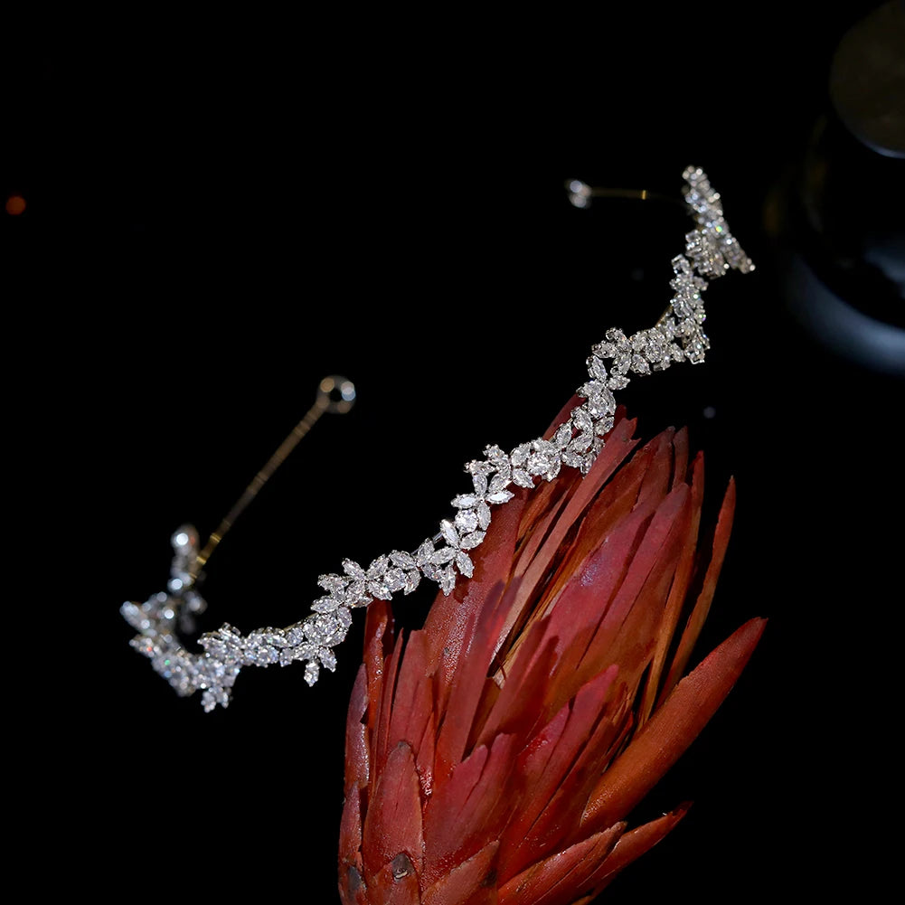 Dazzling Rose Gold Bridal Crown Headpiece For Women