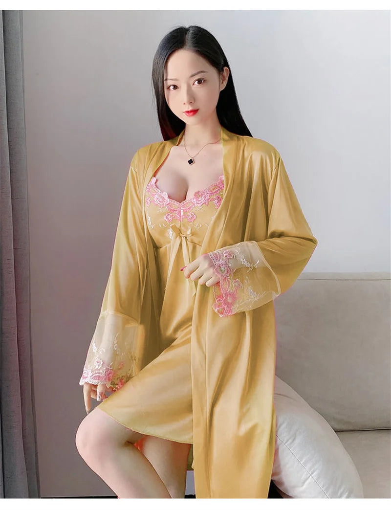 Comfortable Relaxed Fit Lace Up Two Piece Robe Set For Women