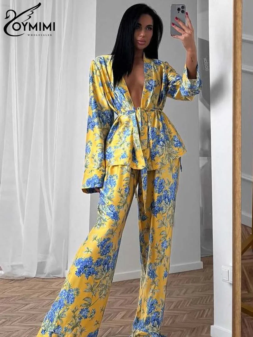Two-Piece Satin Set With Lace-Up Top And Drawstring Pants - Casual