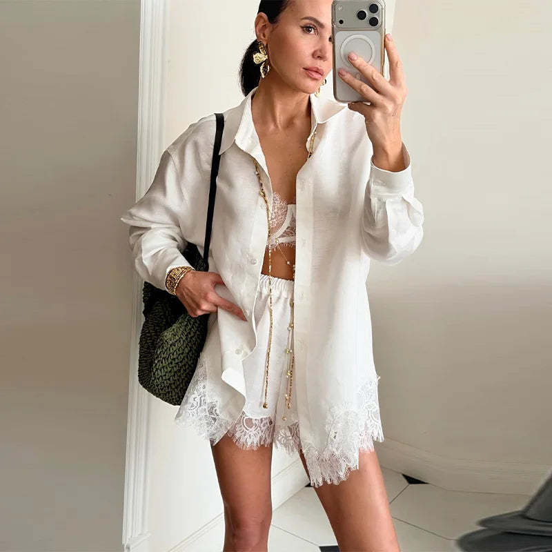 Casual Loose Fit Lace Patchwork Shorts Outfit For Women