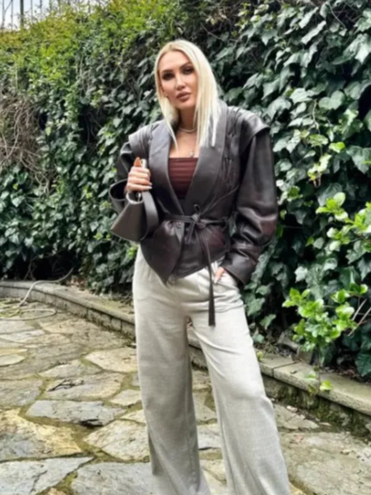 Women Leather Bomber Jackets Coats With Belt Notched Shoulder Pads Motorcycle Street Chic Short Outwear Fashion Solid Lace Up