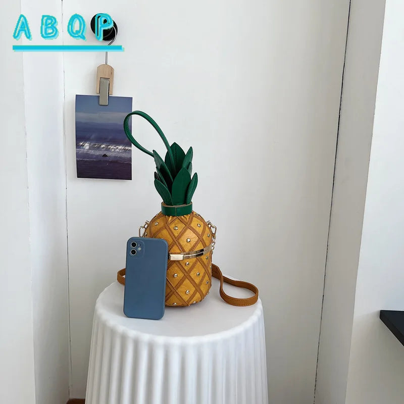 New Women's Shoulder Bag Pineapple Shape Fashionable Women's Shoulder Crossbody Bag Fashionable Casual Women's Bag High Quality