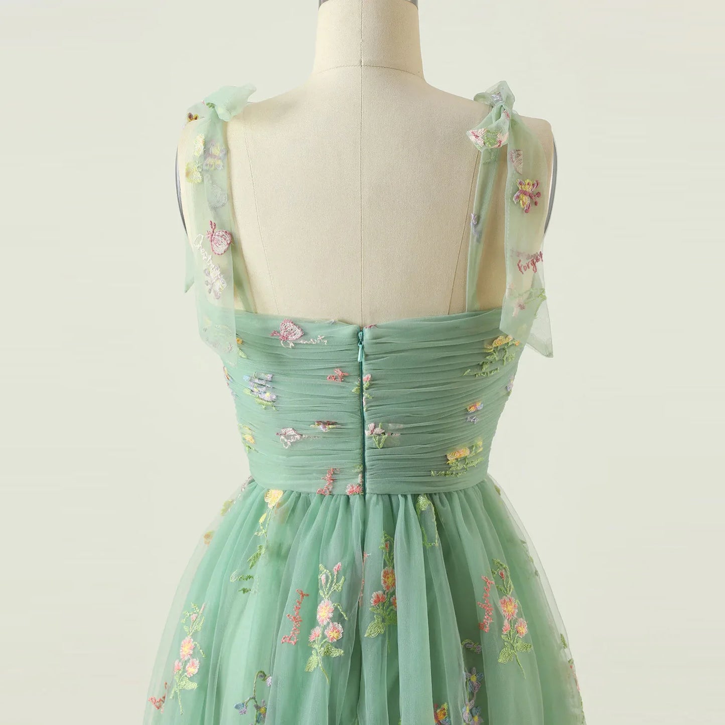 Elegant Sleeveless Square Neck Dress with Lace for Women