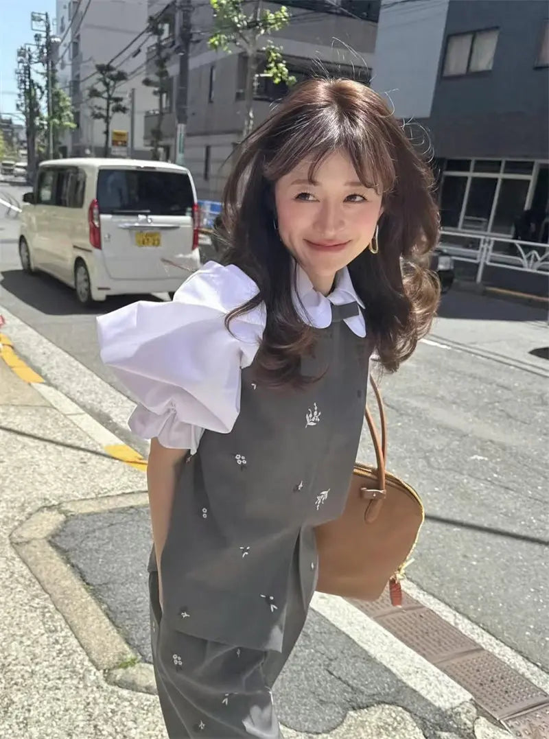Japanese Sweet Retro Classic Embroidered Vest Vest Shorts Set 2026 Spring Summer New Fashion Commuter Two-piece Set for Women
