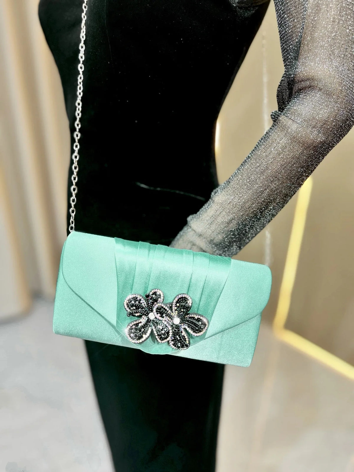 Elegant Satin Diamond Clutch Crossbody Bag for Women