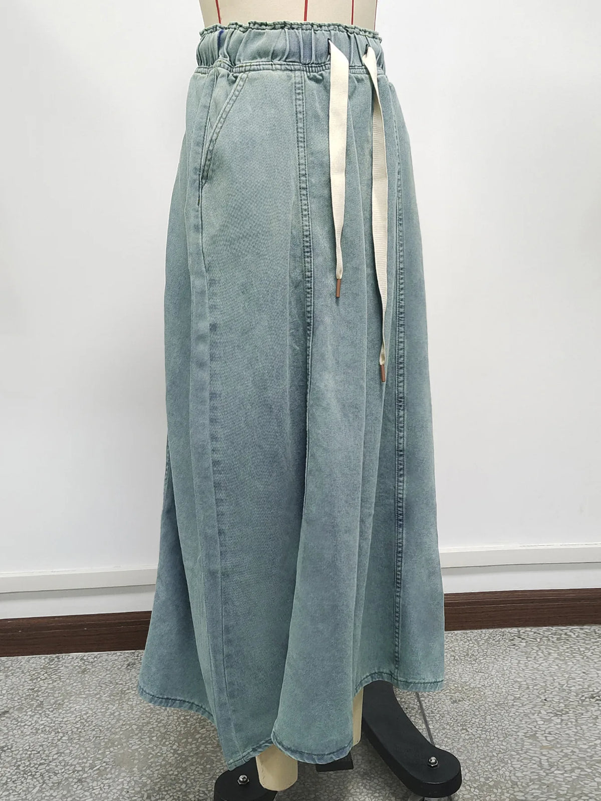 Elastic Waist Lace Up Loose Casual Denim Maxi Skirt for Women