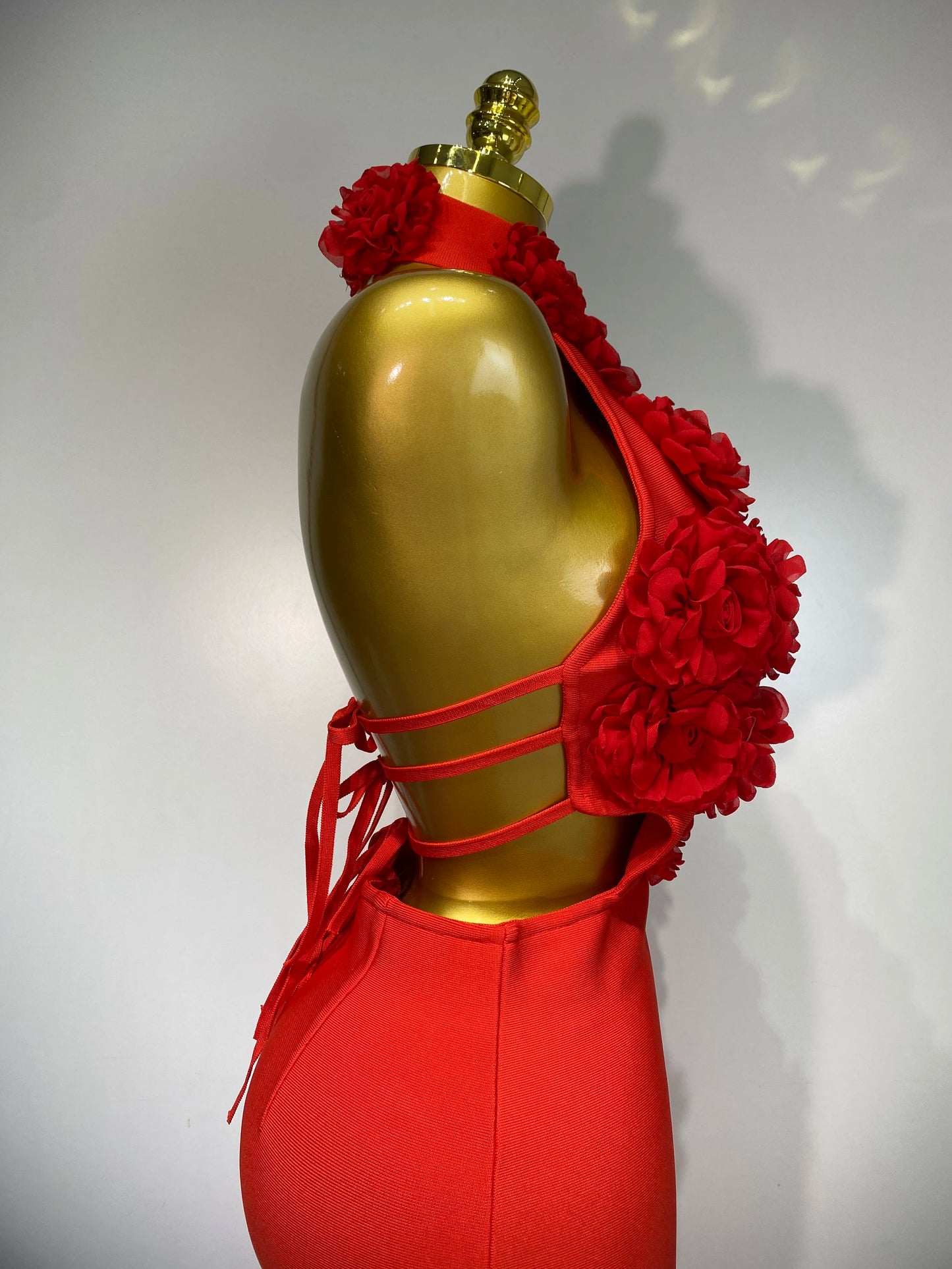 2025 New Women Sexy Halter Hollow Out Flowers Bodycon Bandage Dress Red Backless Elegant Party Luxury Birthday Wedding Dresses