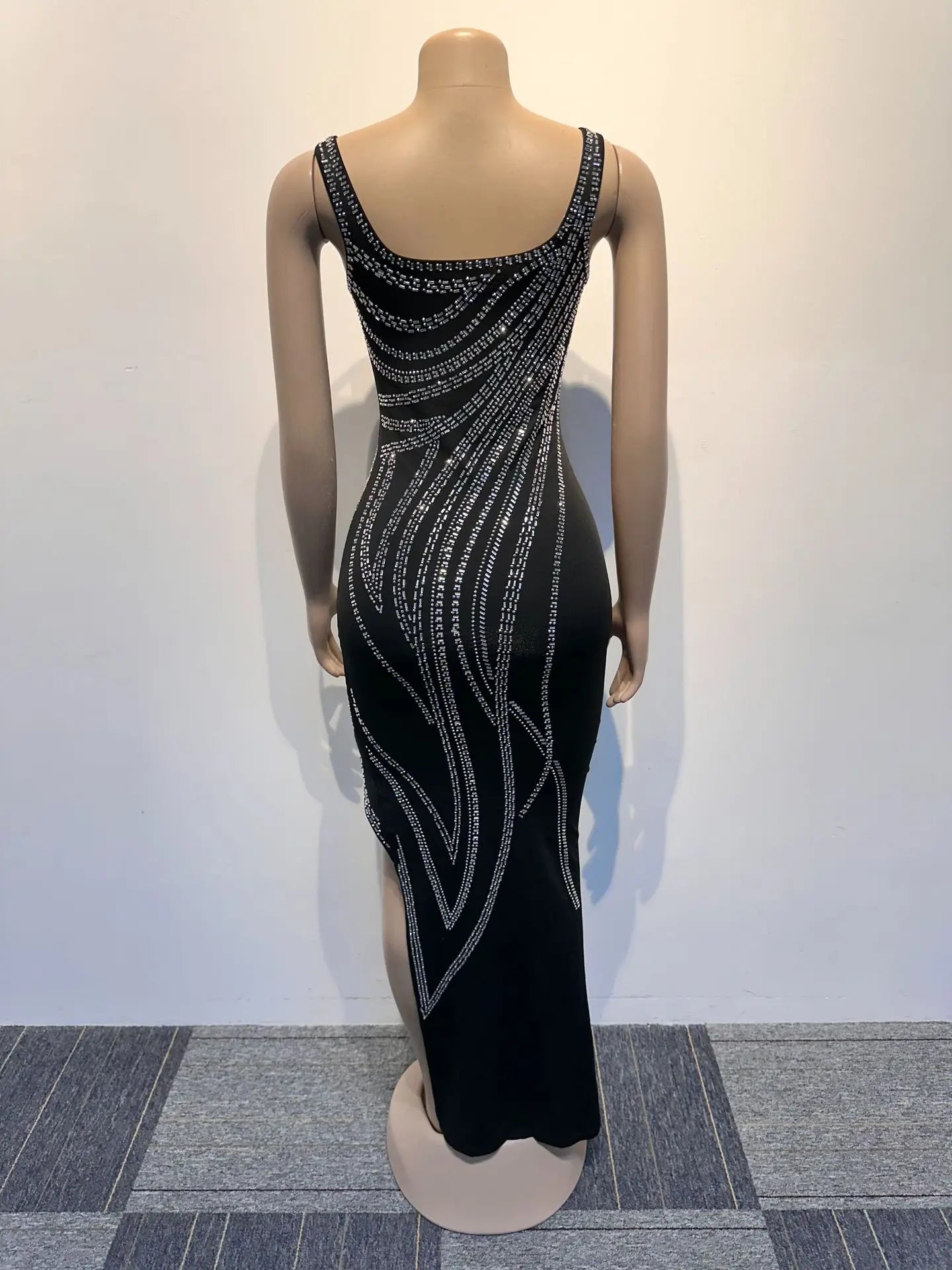 Elegant Rhinestone V-neck Floor Length Evening Dress for Women