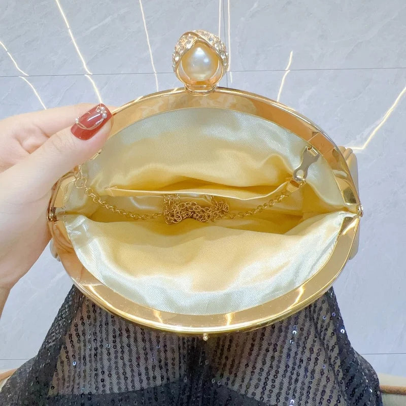 Luxury Women  Fashion Design Handbags Sparkling Banquet Clutch Bag Inlaid With Rhinestone Chain Shoulder Bag Party Dinner Bag