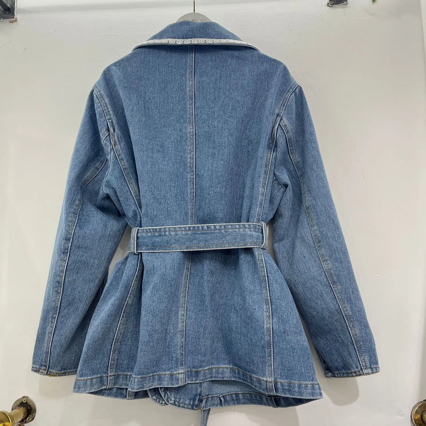 2026 Spring New Heavy Beaded Denim Jacket for Women Fashion Loose-fit Long-sleeve Streetwear Cinched Waist Denim Coat Tops
