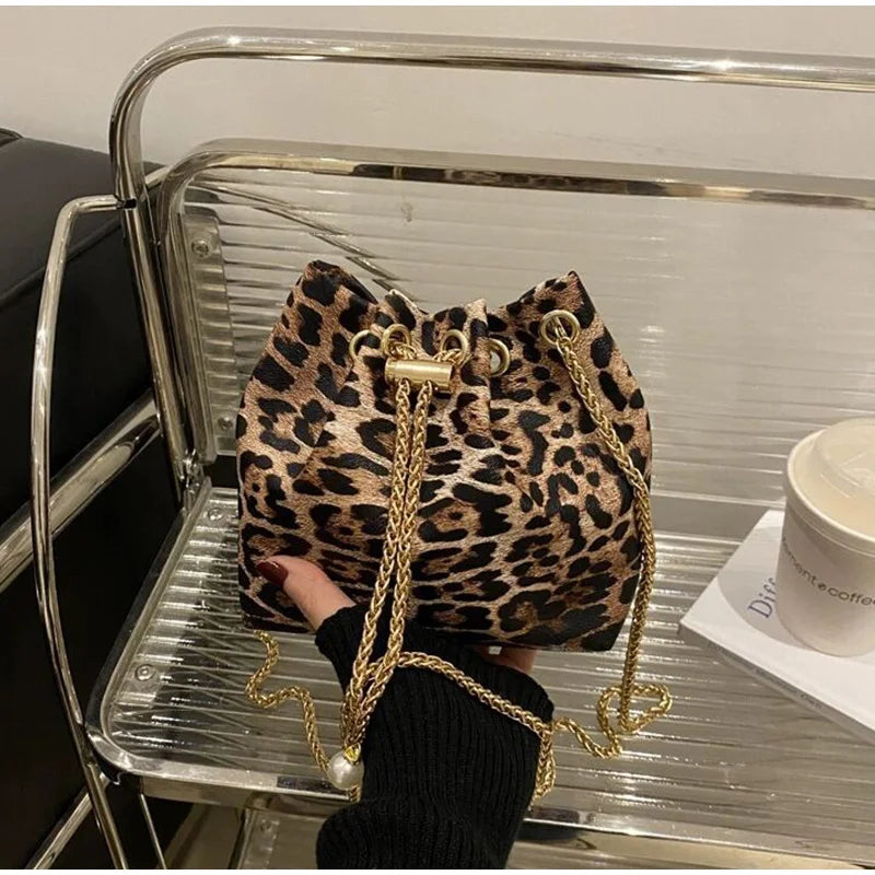 New Leopard Print Bag Fashion Cow Pattern Drawstring Bucket Bag Texture Brand Design Crossbody Bag Lady Versatile Storage Bag