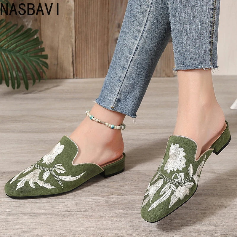 Chic Floral Velvet Embroidered Mules