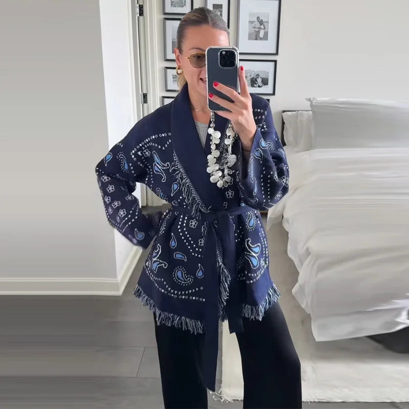 Ethnic Tassel Women 's Sweater Knitted V-neck Bandage Thicken Full Sleeve Jumper For Woman Winter Woman Coats Jacket Knitwear