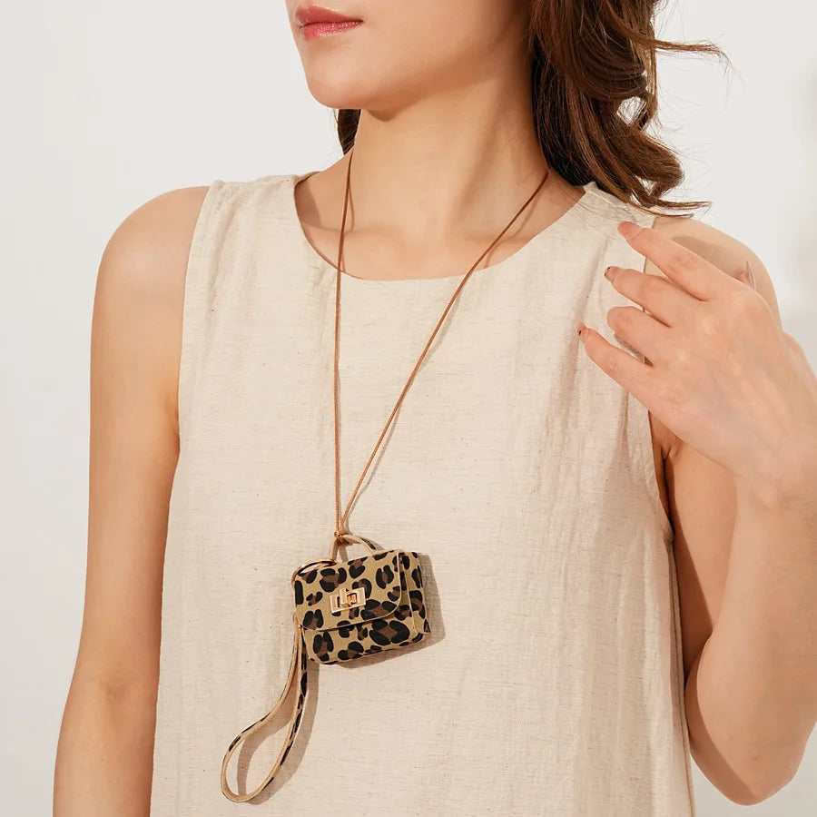 Vintage Leopard Print Pendant Necklace