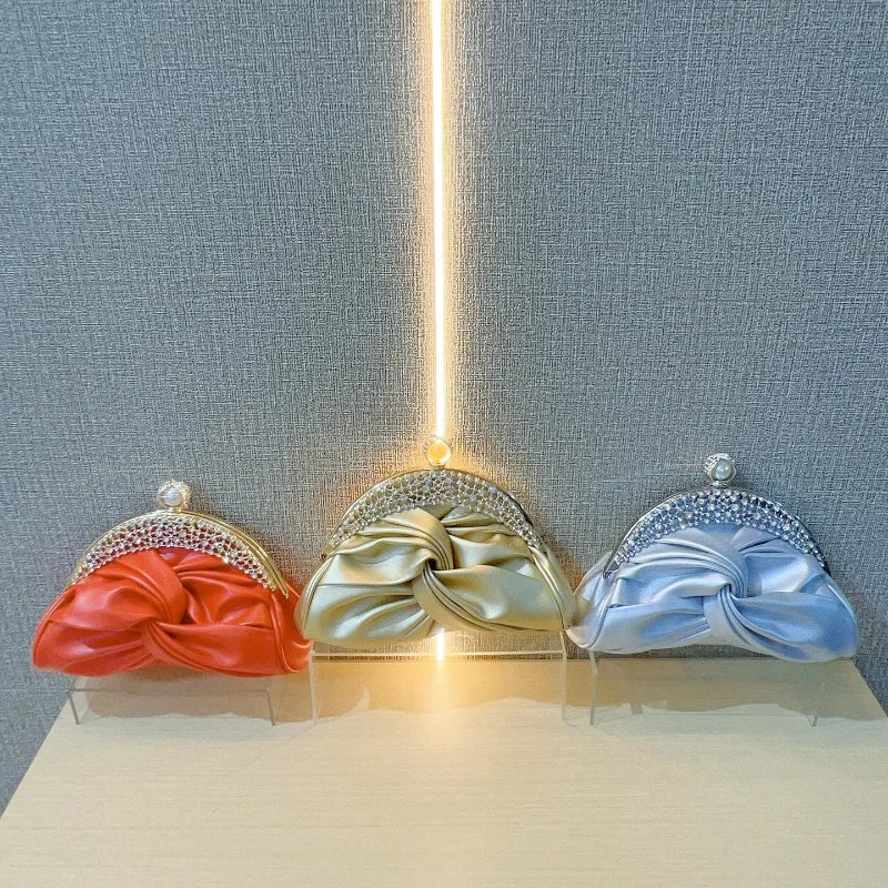 Luxury Women  Fashion Design Handbags Sparkling Banquet Clutch Bag Inlaid With Rhinestone Chain Shoulder Bag Party Dinner Bag