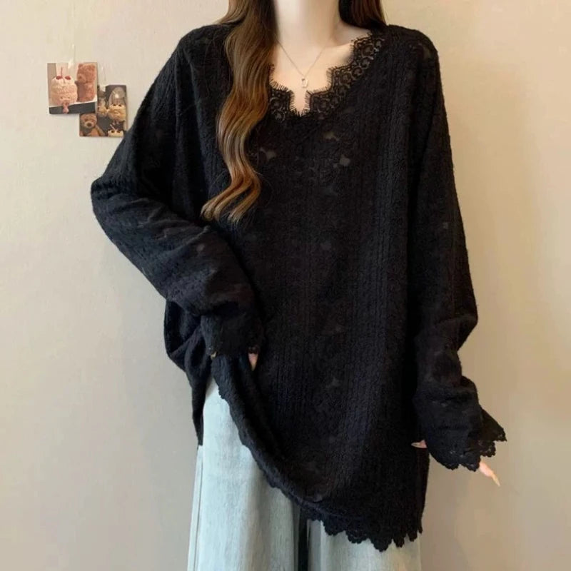 Loose V Neck Lace Patchwork Long Sleeve Tshirt For Women