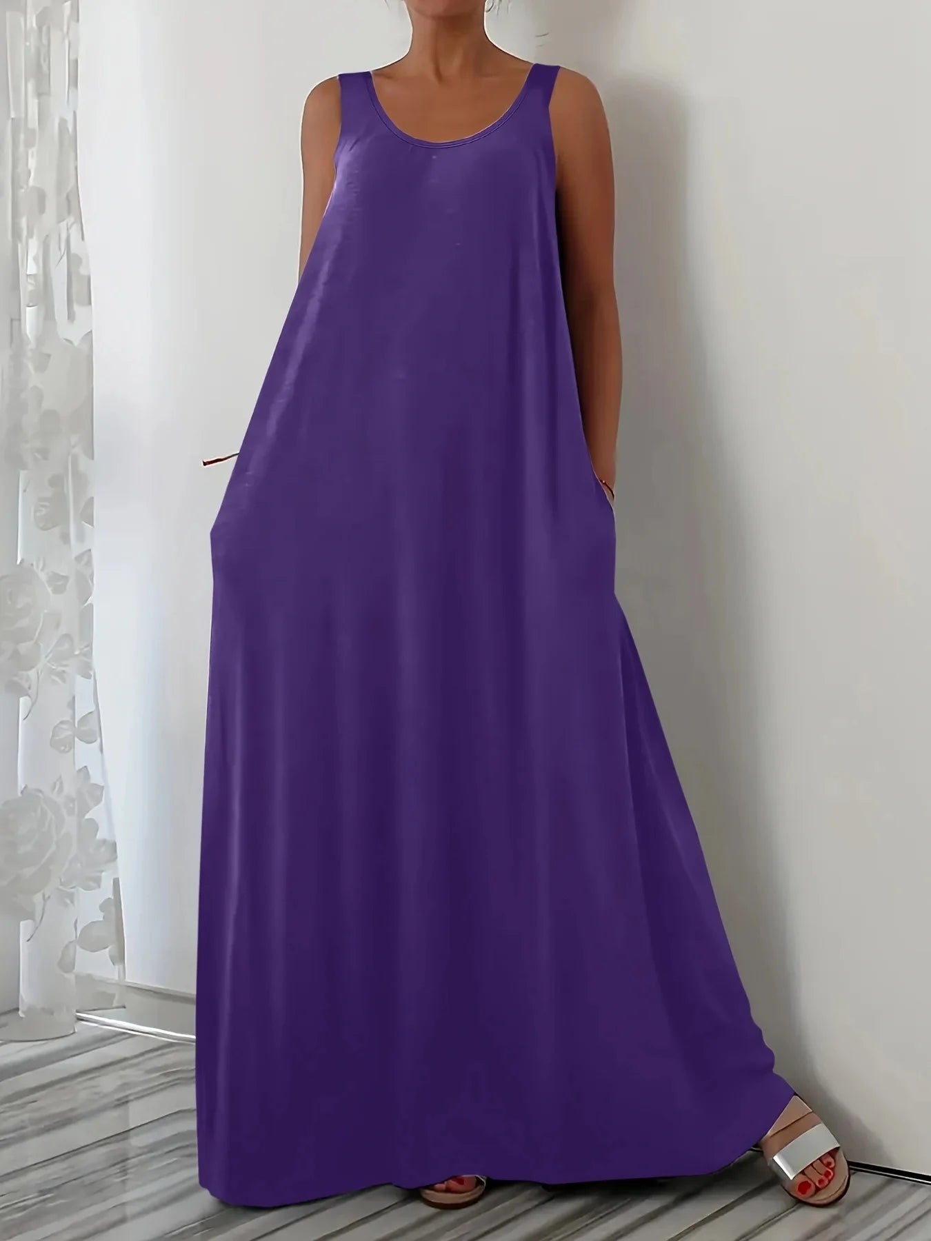 Summer 2026 Plus Size Solid Color Casual Dress with Side Pockets Sleeveless Women's Fashion Trend Outerwear