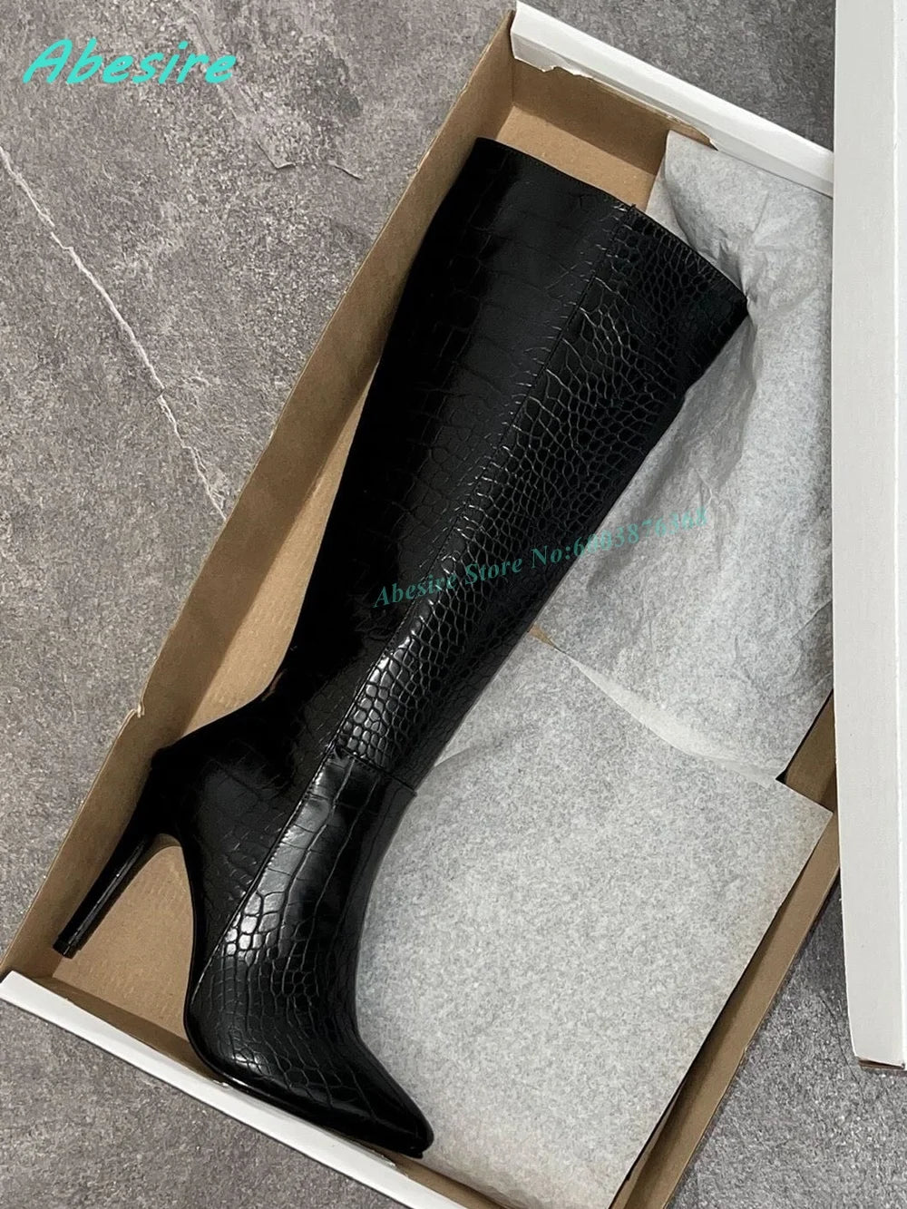 Burgundy Crocodile Pattern Knee High Boots Pointed Toe Stiletto Heel Side-Zipper Women's Boots Retro Sexy Daily Party Shoes