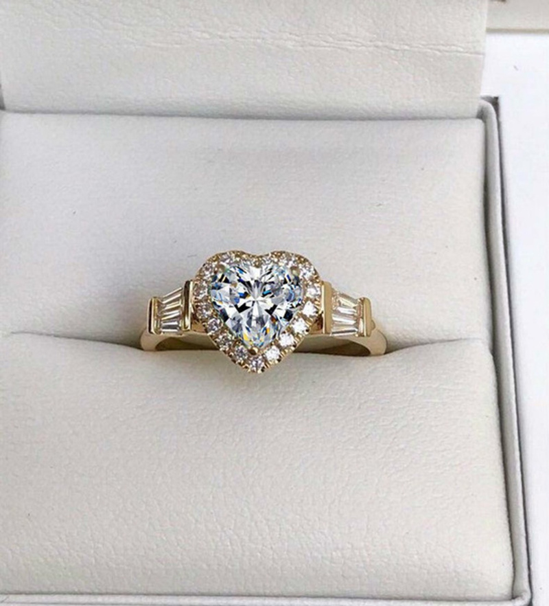 Heart Shaped Zircon Wedding Ring