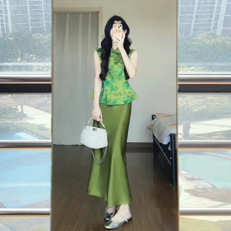 Summer Chinese Style Green Printed Satin Two Piece Set for Women