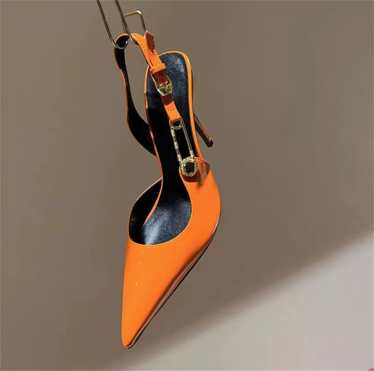 Sexy Pointed Toe Slingabck Rhinestone Sandals Lady Leather Luxury Dress Stiletto High Heel Pumps Women Shoes Metal Buckle
