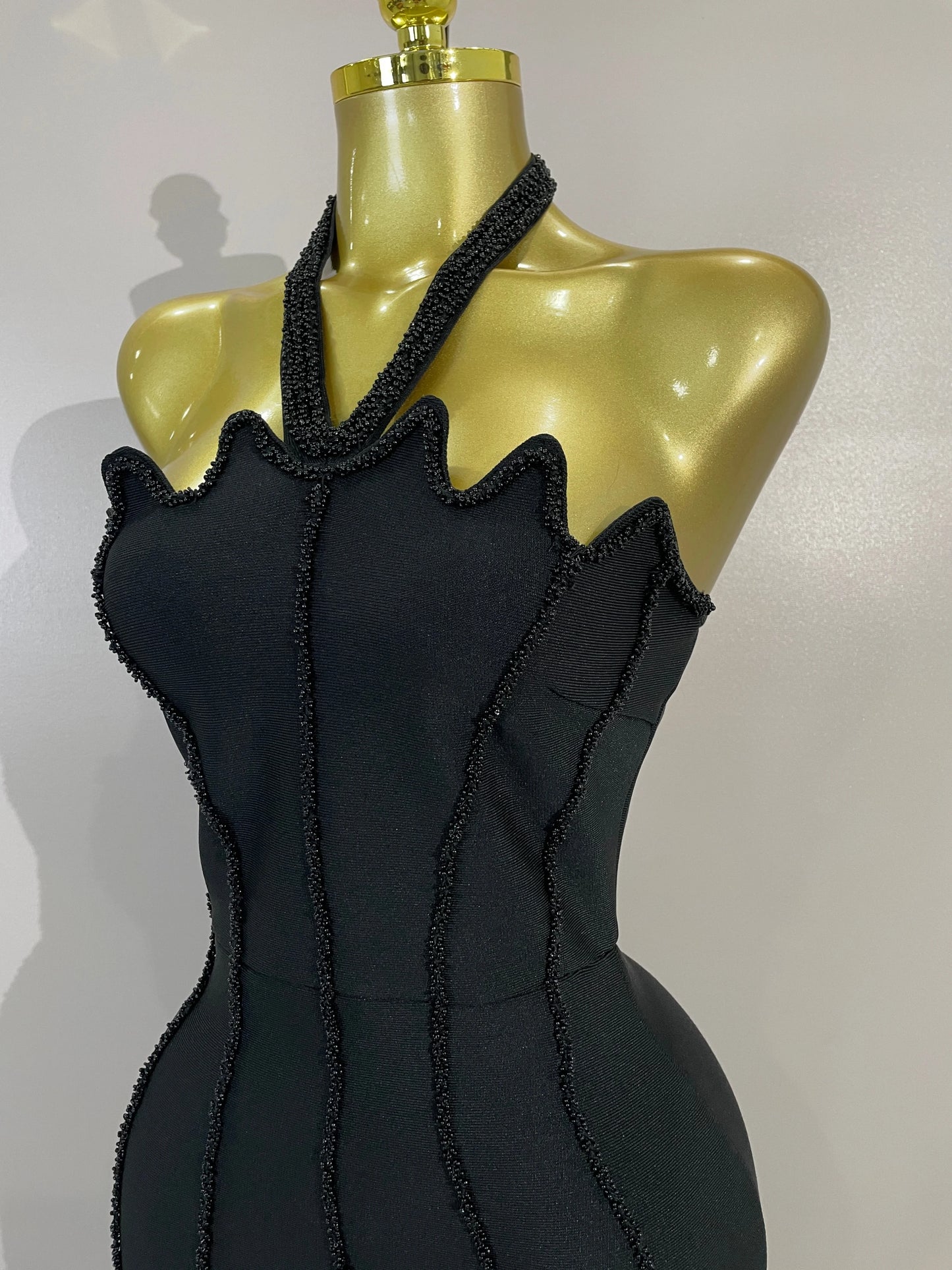 Sexy Beaded Scalloped Halter Black Bodycon Long Bandage Dress Women Elegant Birthday Wedding Guest Celebrate Evening Club Gown