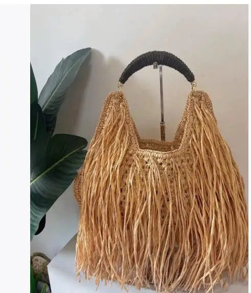 Hollow Out Tote Bags For Women Luxury Designer Handbag Purse New Weave Large Capacity Tassel Shoulder Straw Beach Bag