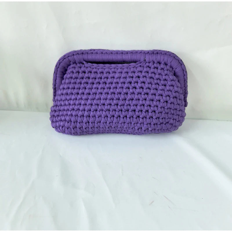Fashion High-end Clutch Bag Hand-crocheted Clip Bag Simple Versatile Chain Cloud Bag New Leisure Travel Women's Underarm Bag