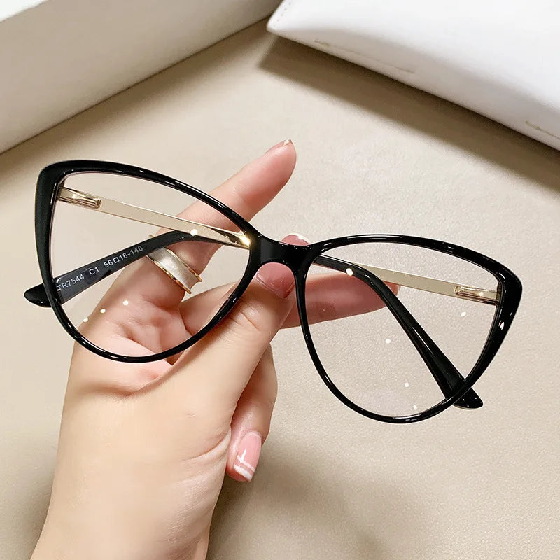 Gradient Frame Fashion Glasses
