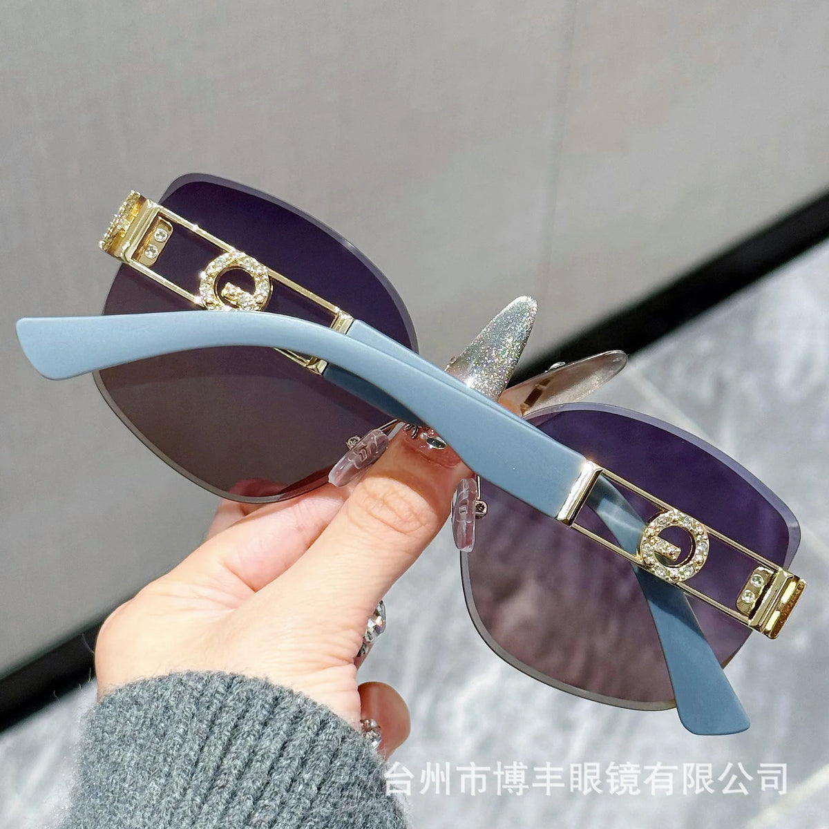 Oversized Square Fashion Sunglasses