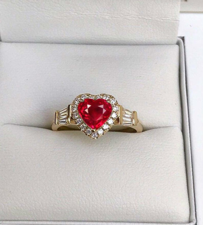 Heart Shaped Zircon Wedding Ring