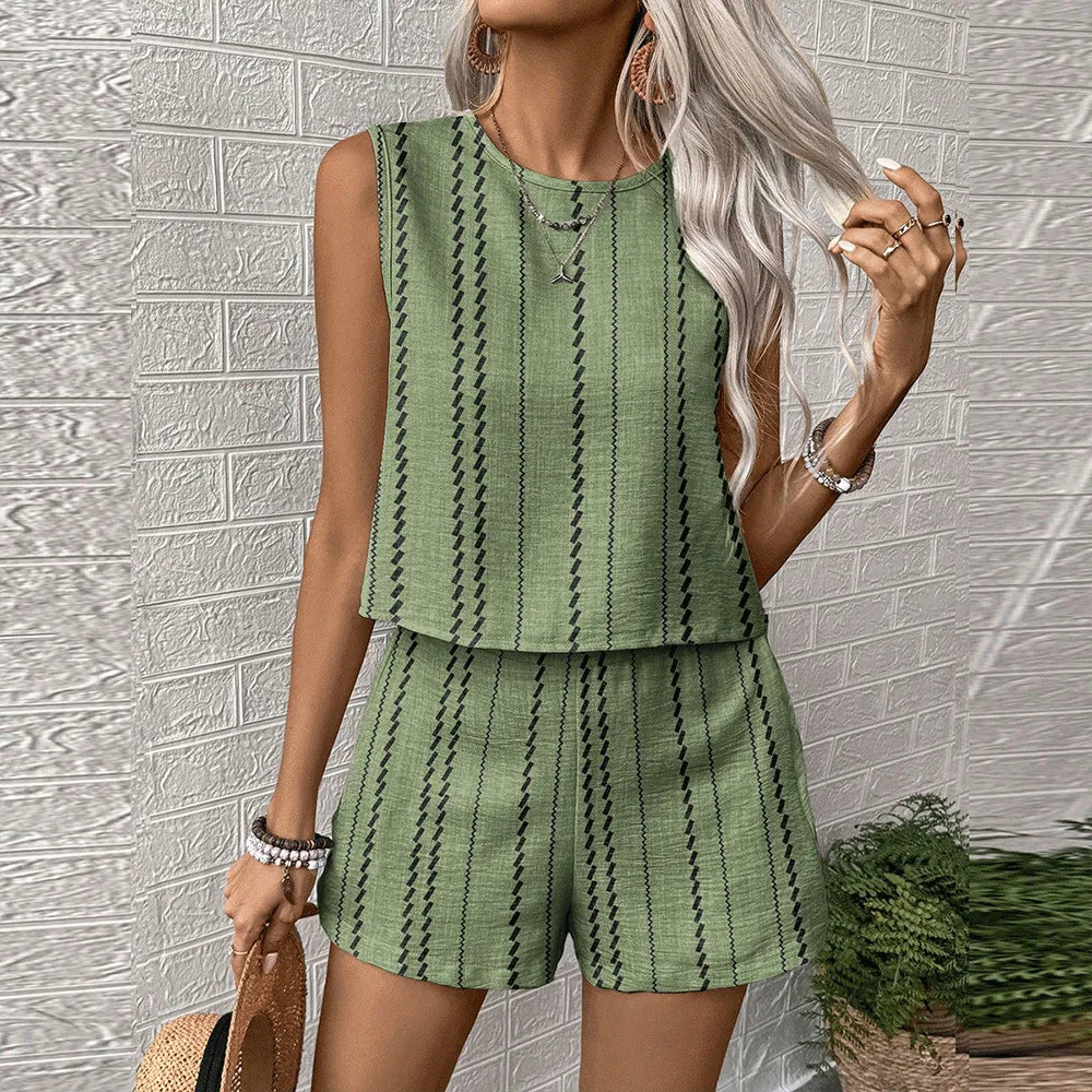 Vertical Striped Crop Top And Shorts Two Piece Set for Women