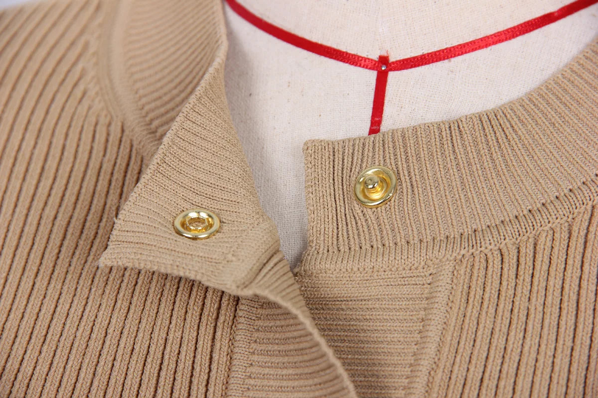 2025 Autumn New Fashion Crew Neck Long-sleeved Top Commuter Single-breasted Slim-fit Sweater Cardigan Jacket for Women