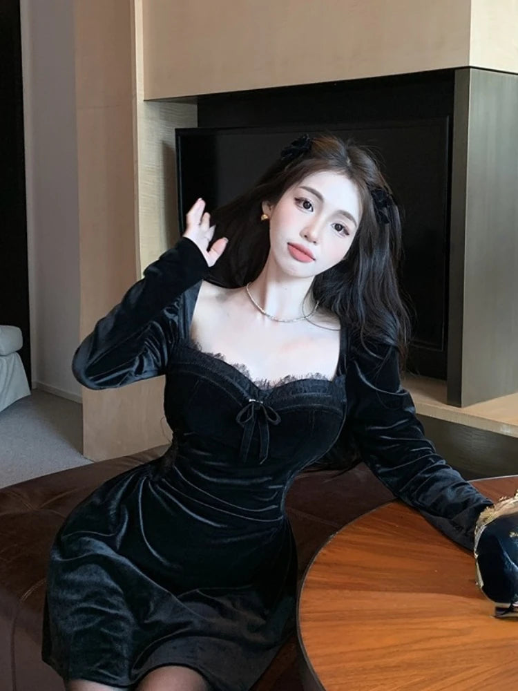 Elegant Gothic Velvet Long Sleeve Midi Dress for Women