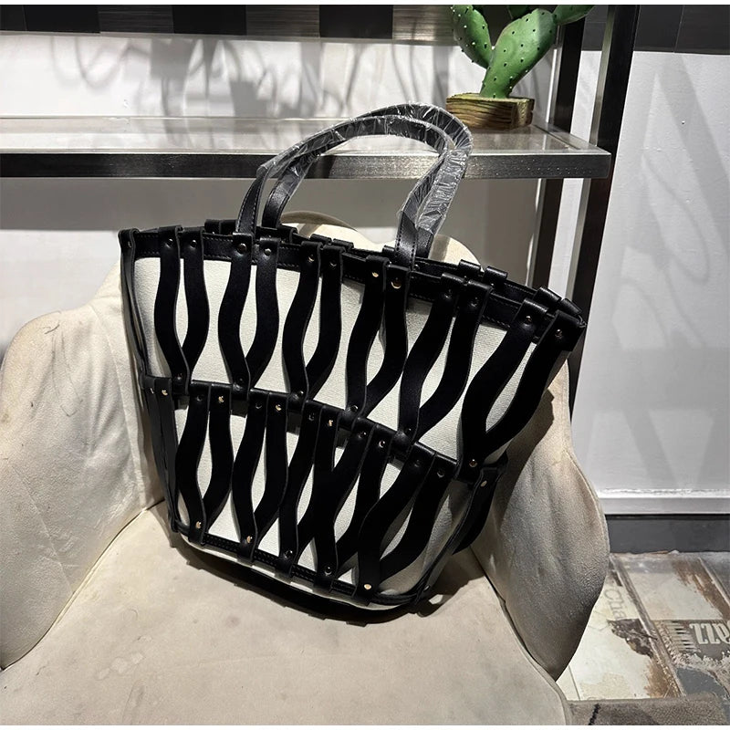 Hollow Fashion Woven Shoulder Bag Brand Retro Large Capacity Tote Bag Texture Contrast Color Canvas Handbag Beach Bag Women Bag
