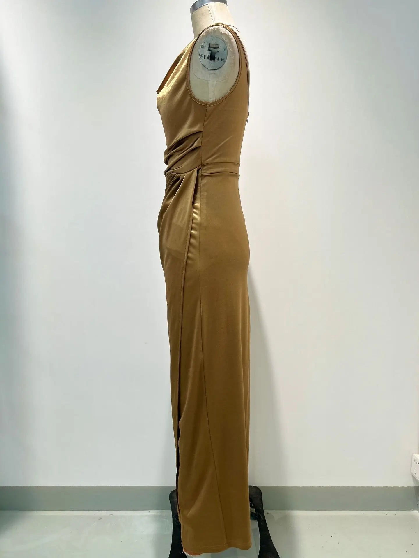 Elegant Satin Cowl Neck Sleeveless Maxi Dress for Women