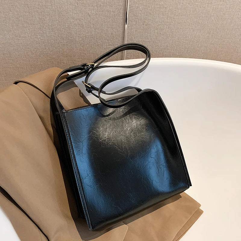 Genuine Shiny Leather Large Capacity Tote Bag for Women