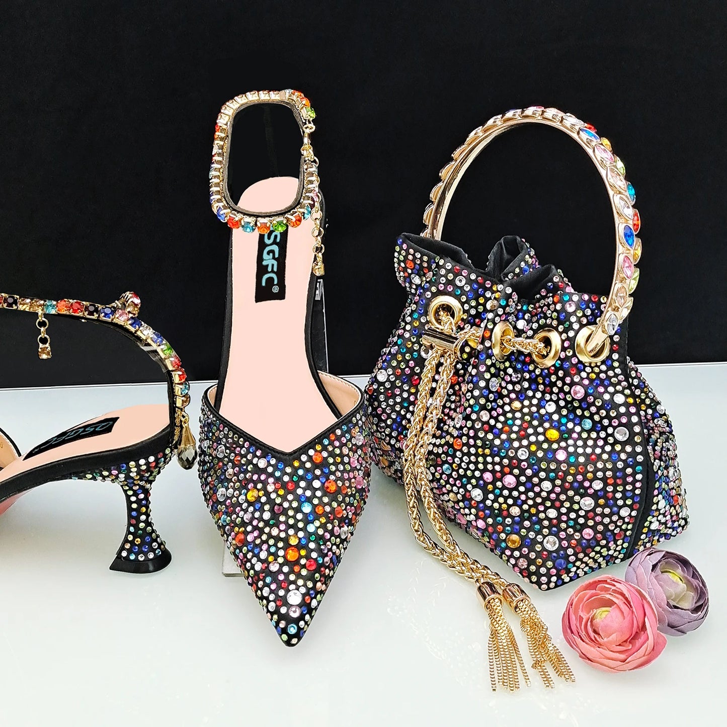 New Colorful Diamond Pointed Shoes Bag Soft Bag Anklet Design Middle Heel Women A Pair Fashion Shoes Suitable For Wedding Party