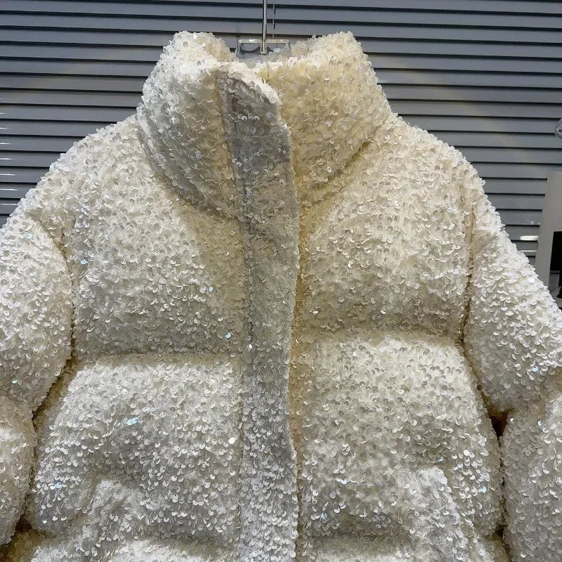 2025 Winter New Sweet And Cool Hot Girls Sparkling Beads Heavy Industry Warm Bread Jacket Down Coat Women's Solid Color Parkas