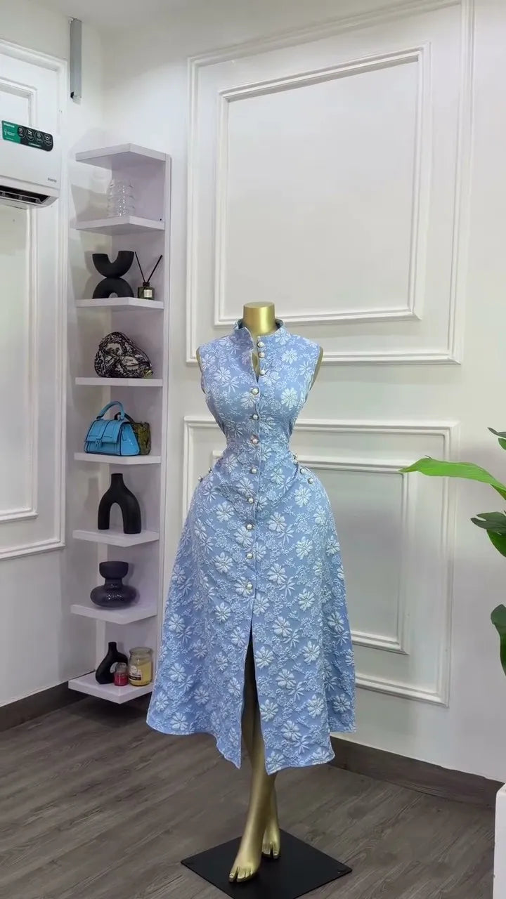 Elegant Sleeveless Stand Collar Midi Dress for Women