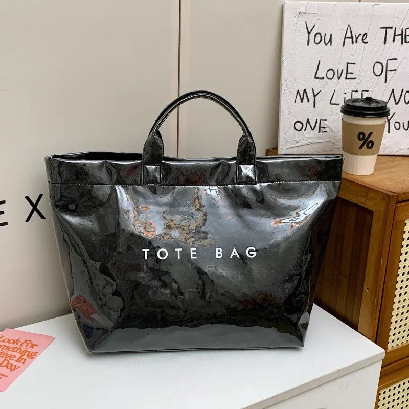 Kraft paper jelly waterproof bag, women's new retro commuting large capacity DuPont paper tote bag