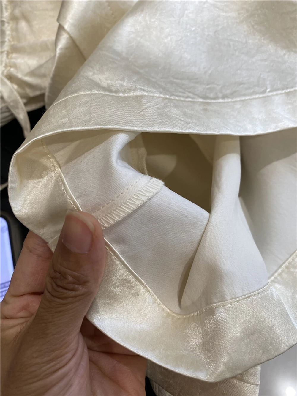 Loose Fit Elastic Waist Satin Texture Casual Shorts for Women
