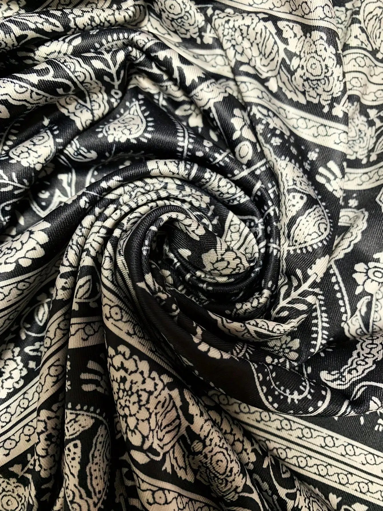 Women's Full Body Allover Print Long Sleeve Dress For Spring，Fashion Round Neck Mini Dress