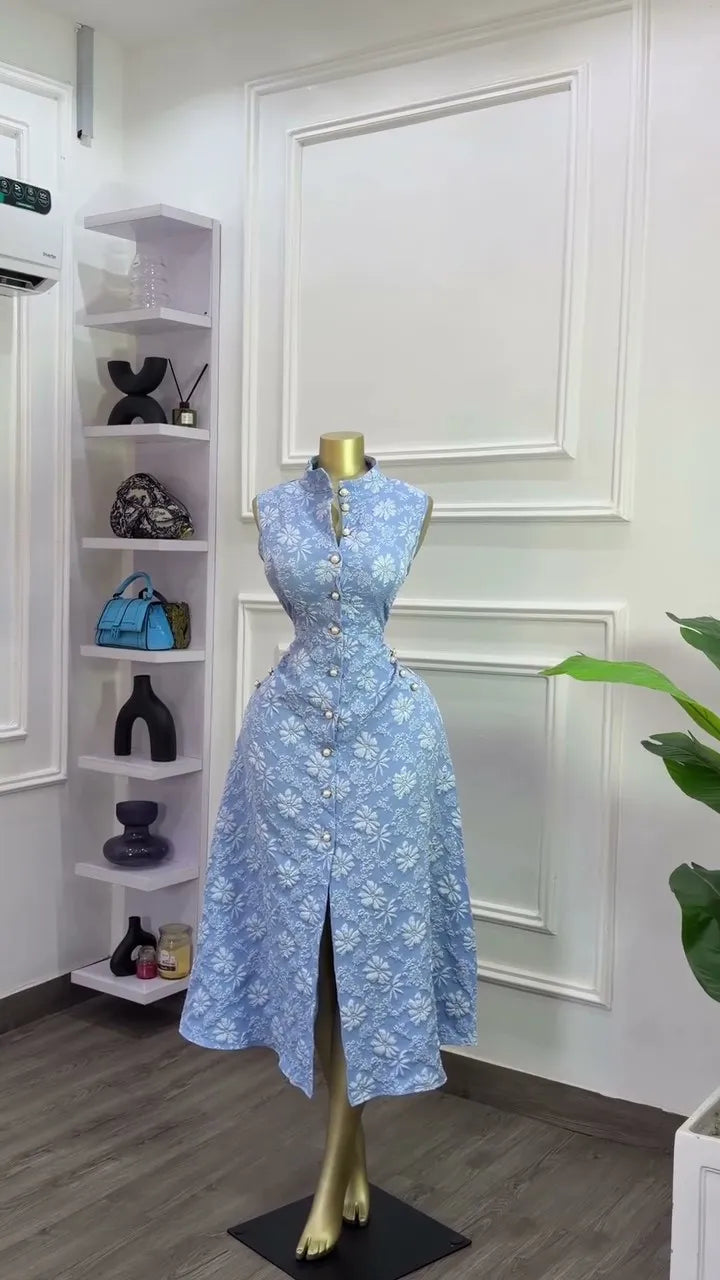 Elegant Sleeveless Stand Collar Midi Dress for Women