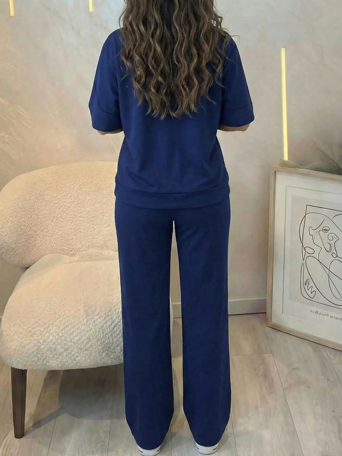 New Spring and Summer Ladies' Set: Comfortable Solid-Color Short-Sleeve Top with Elastic Waist Pocketed Long Pants Two-Piece Set, Soft Stretch Polyester-Acrylic Fabric