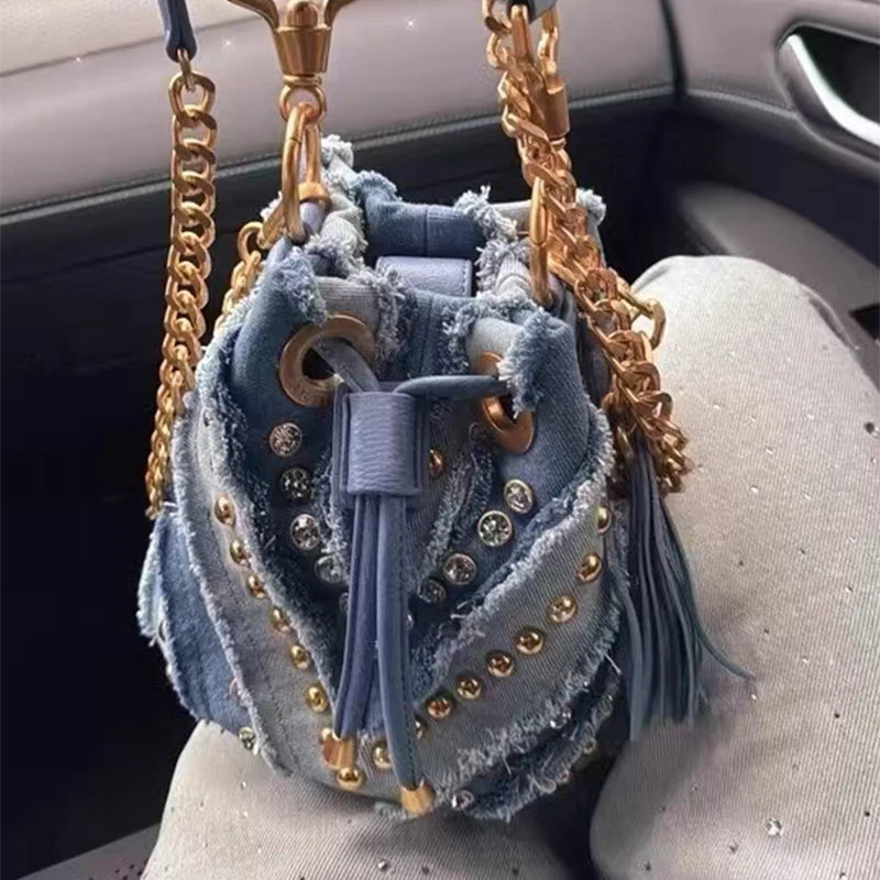 New Brand Fashion Handbag Retro Rivet Design Bucket Bag Versatile Commute Diamond Drawstring Lady Chain Shoulder Underarm Bag